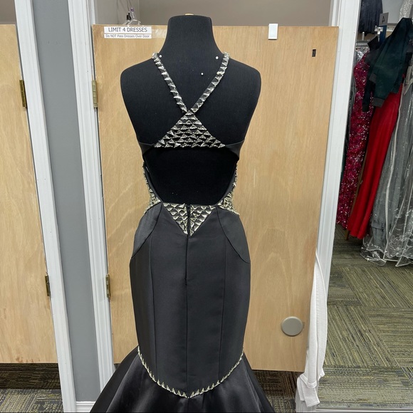 RACHEL ALLAN EXCLUSIVE DRESS - Picture 9 of 14